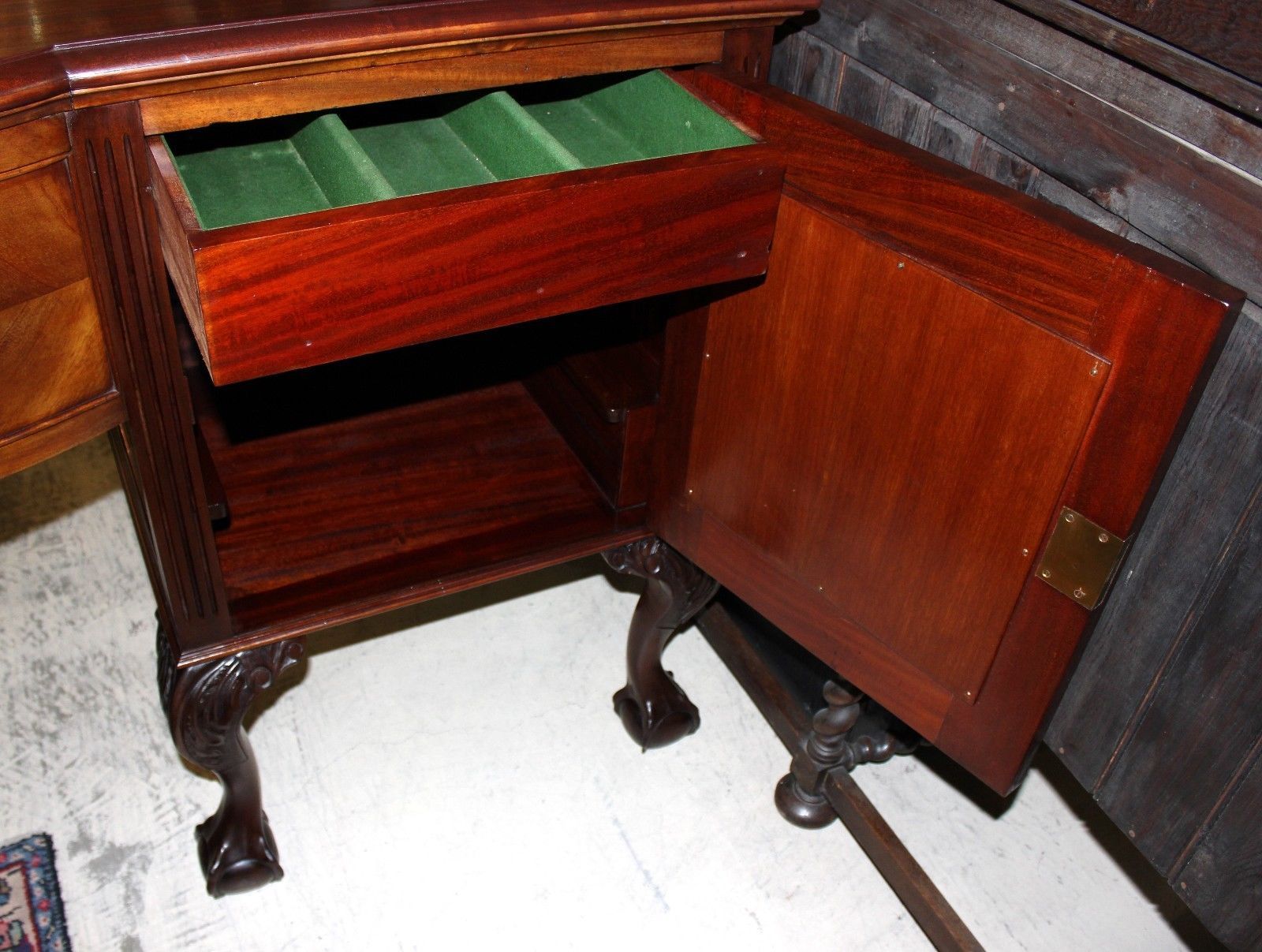 English Antique Mahogany Sideboard / Buffet. Ball & Claw Feet 19001950