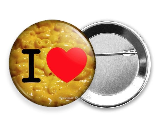 FUNNY QUOTE I LOVE MACARONI MAC AND YELLOW CHEESE HEART PINBACK BUTTON FLAIR