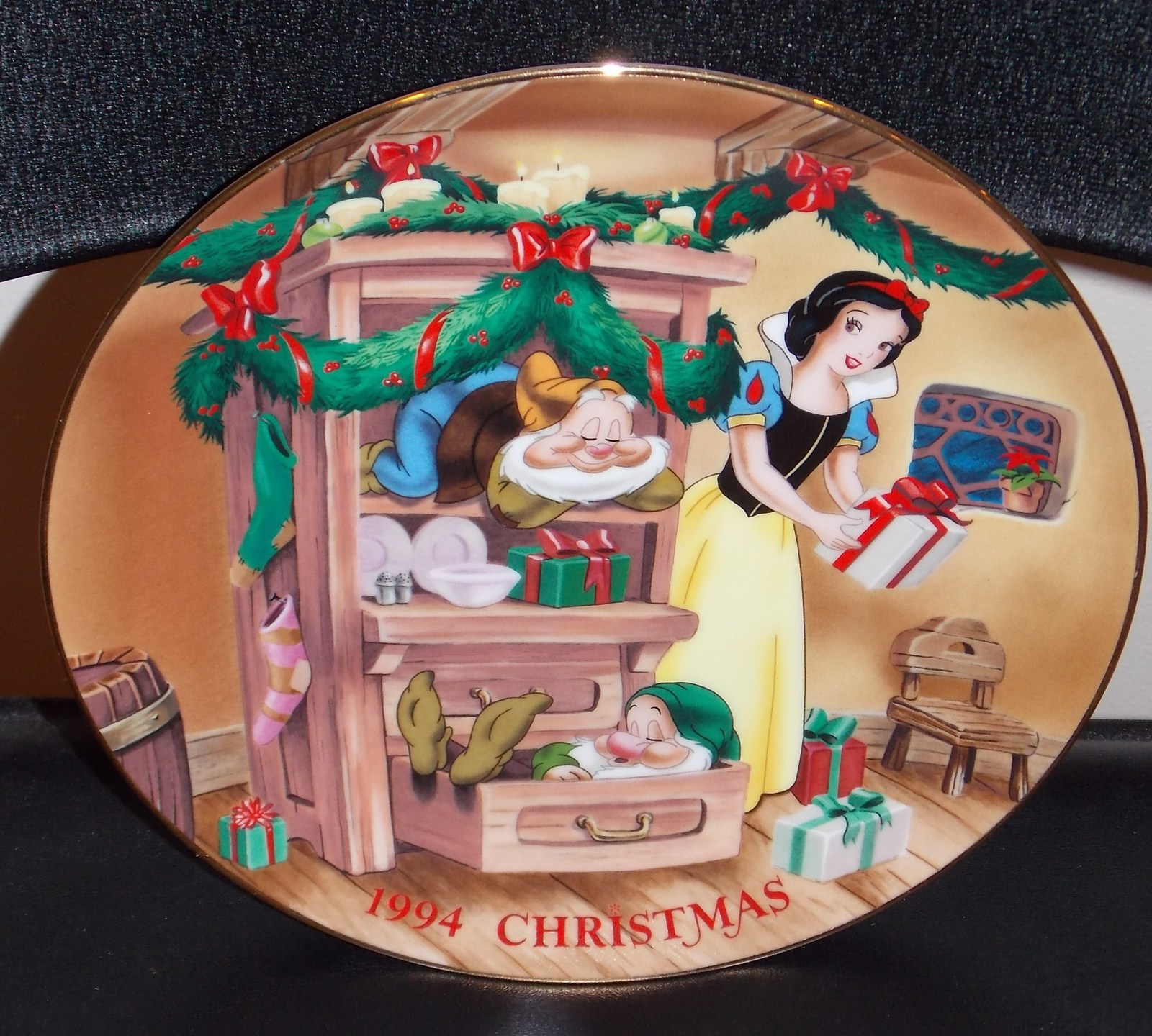 Disney Christmas Plates 