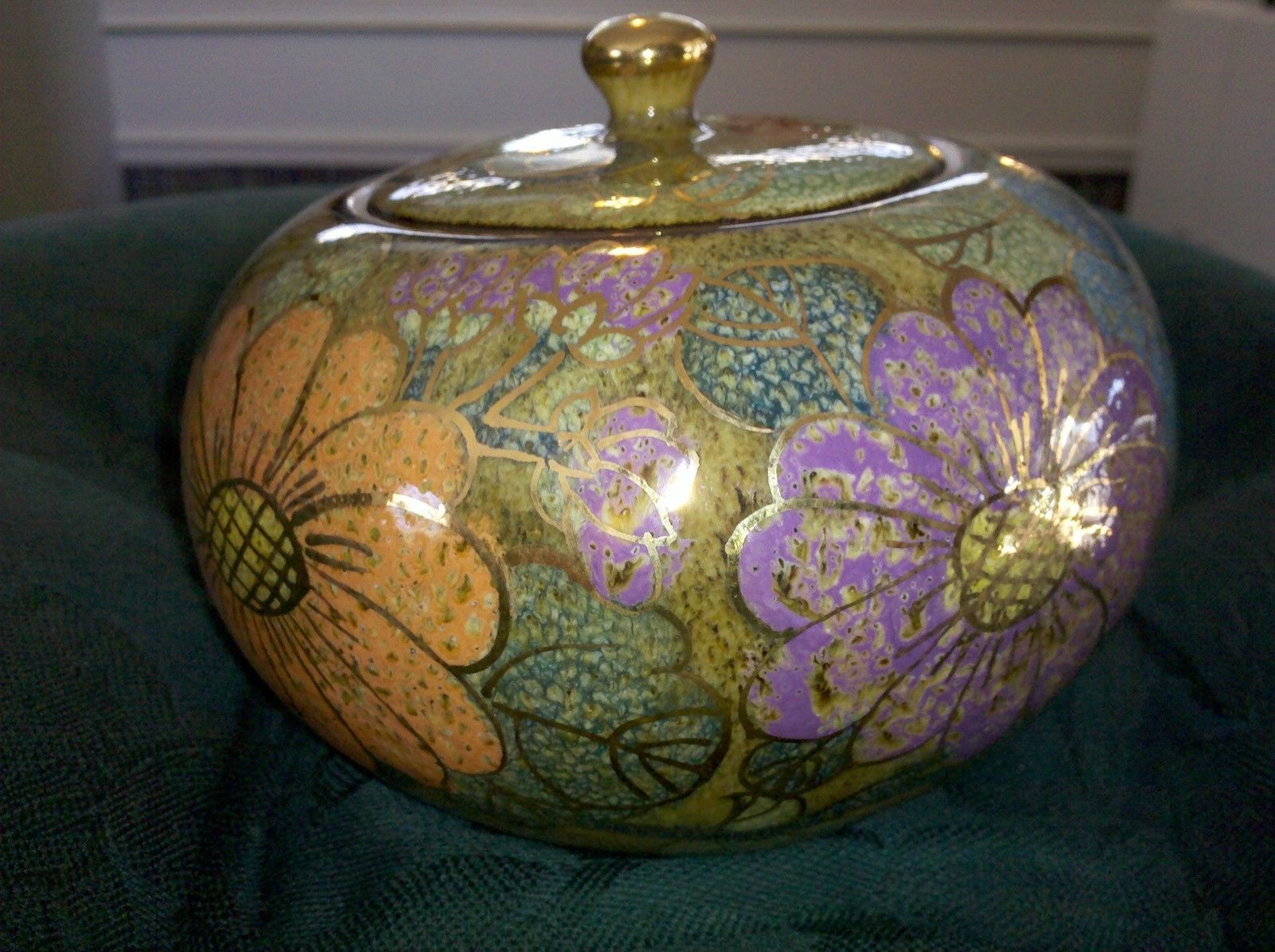 7L19 TAI-HWA Handmade Pottery Lidded ContainerCanister Taiwan 