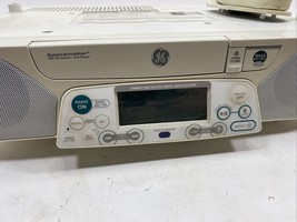 Ge Spacemaker Undercabinet Cd Radio 7-5290A Remote Light Tested And Working - $45.80