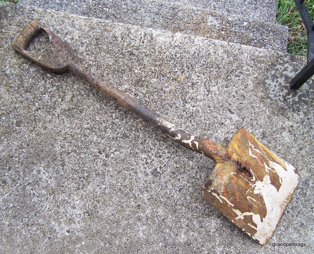 Antique Wooden D Handle Shovel Antiques