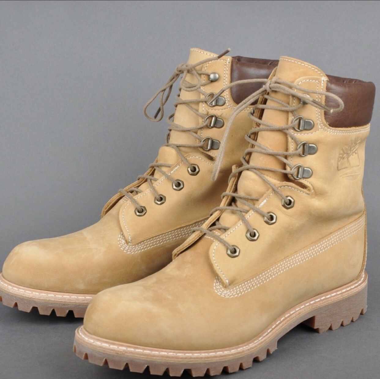 Timberland Made In USA 8 Inch Waterproof Boot. Wicket Crate (wheat) Size 8.5M - Boots