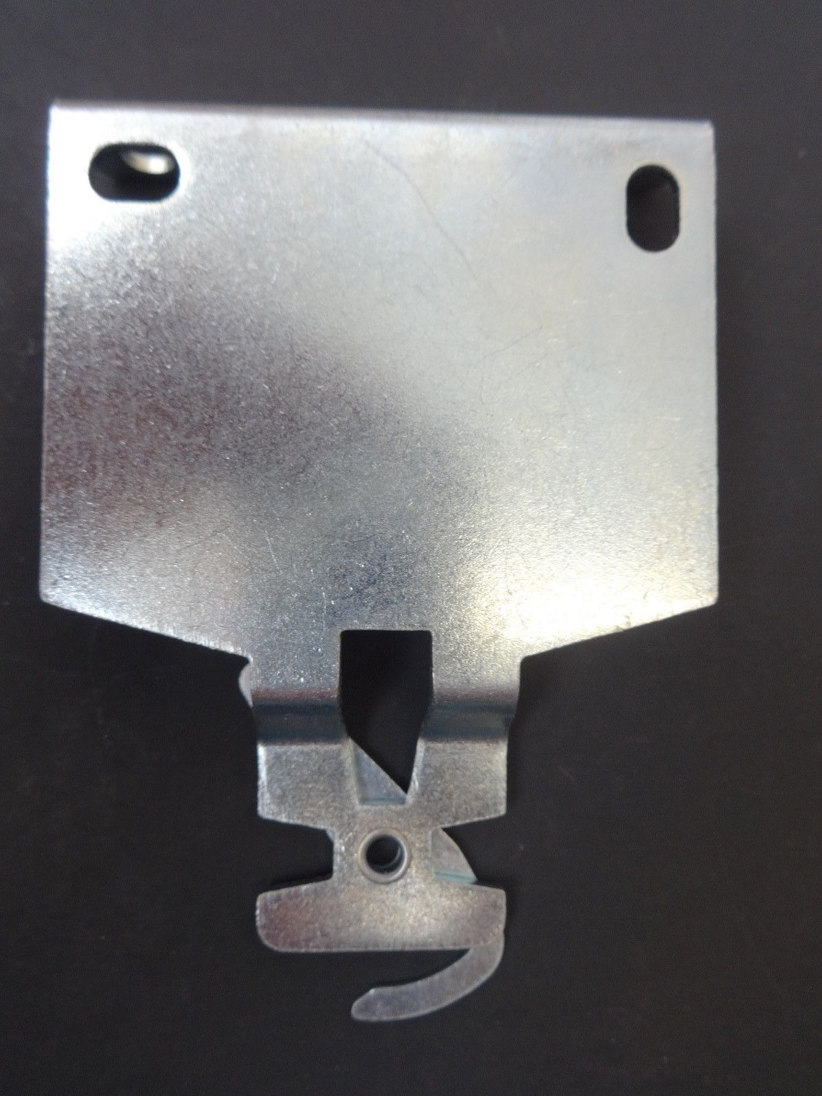 1 Pair ROLLEASE Roller Shade R16/R24 EXTENDED BRACKETS/ ZINC/ 27/8