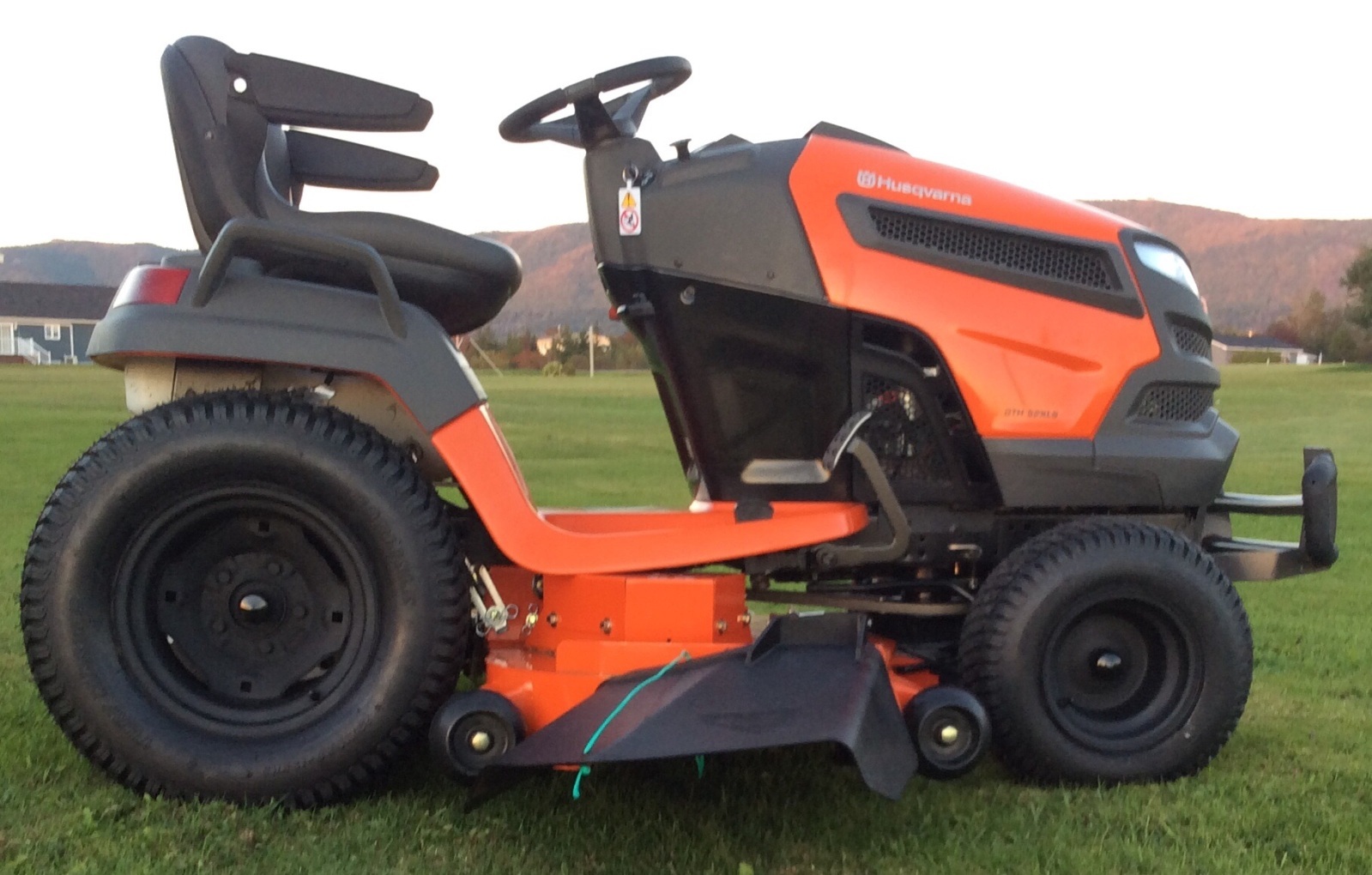 Carburetor For Husqvarna LGT24K54 GTH24K54 GTH52XLS GTH26V52LS Tractor