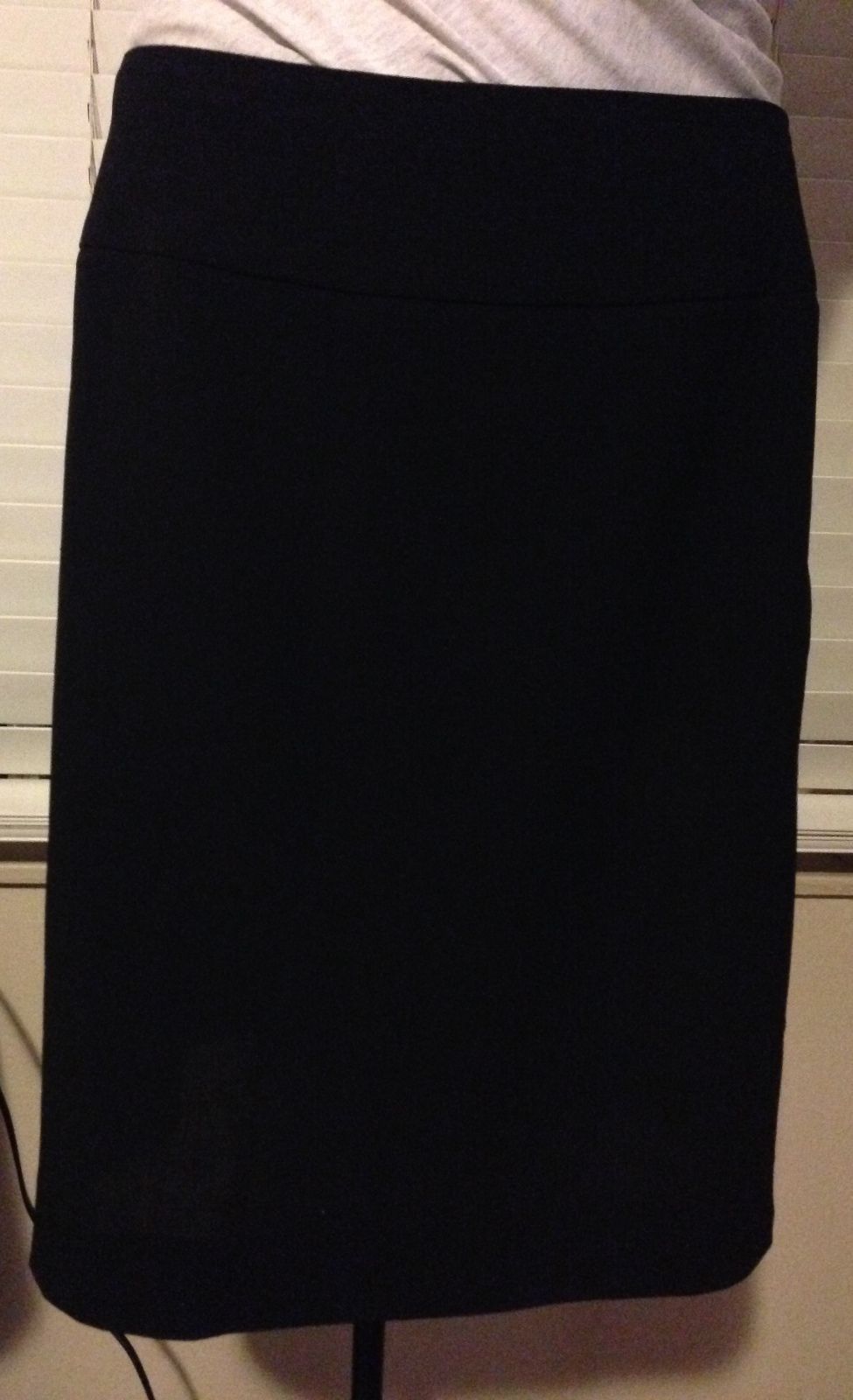 $695 DONNA KARAN signature collection  wool black spandex skirt 12 - $187.20