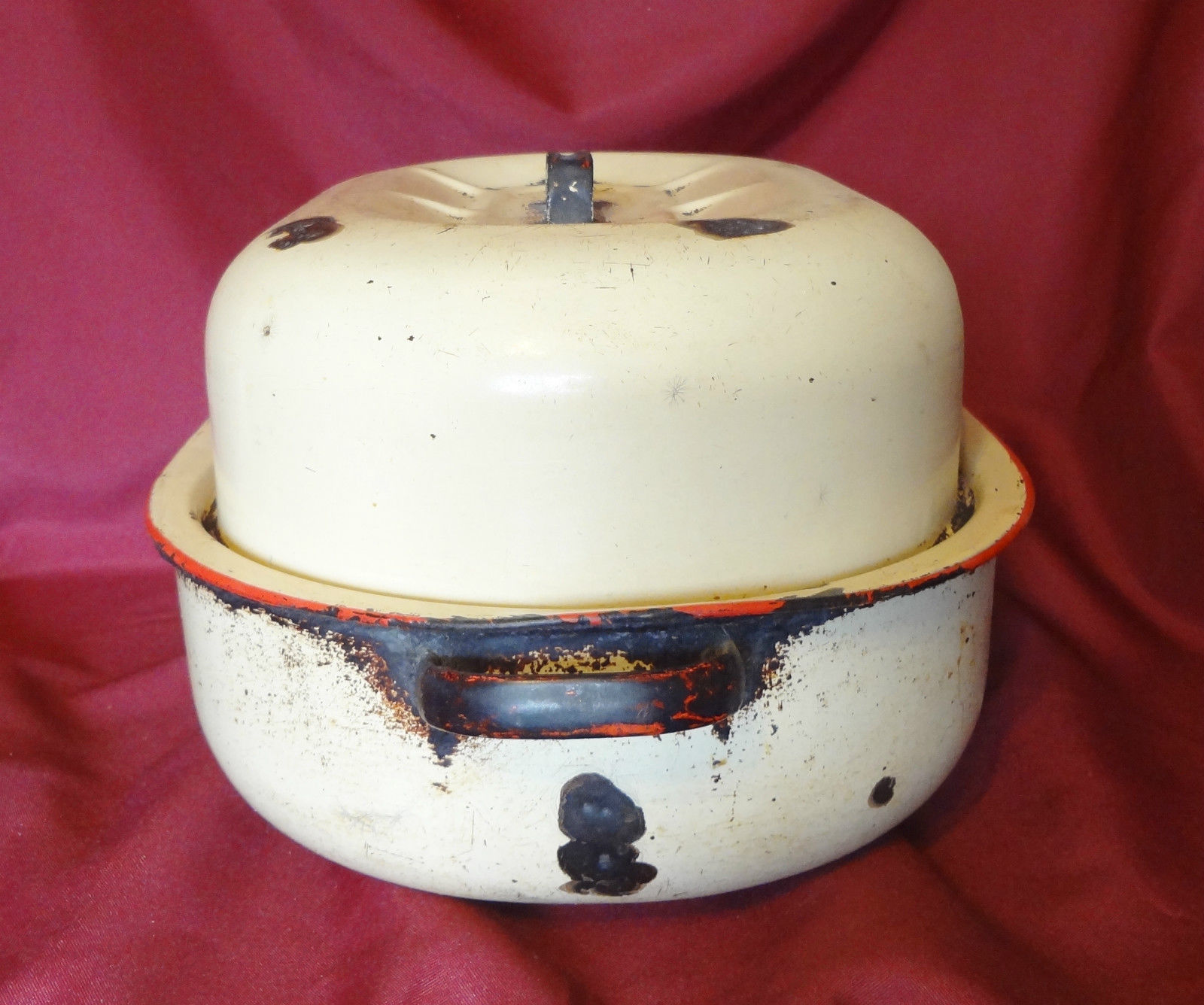 Vintage Large Heavy Beige Red Enamel Turkey Roasting Pan Roaster With