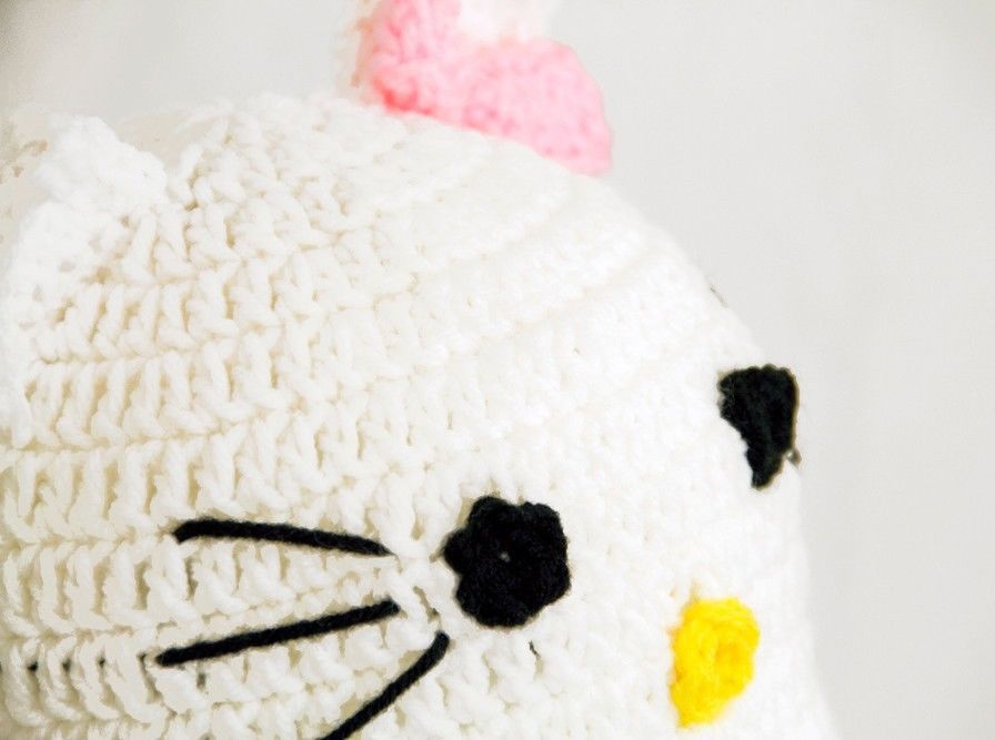 Hello Kitty Earflap Hat, White / Pink Knit / Crochet Beanie Laplander baby-ad...