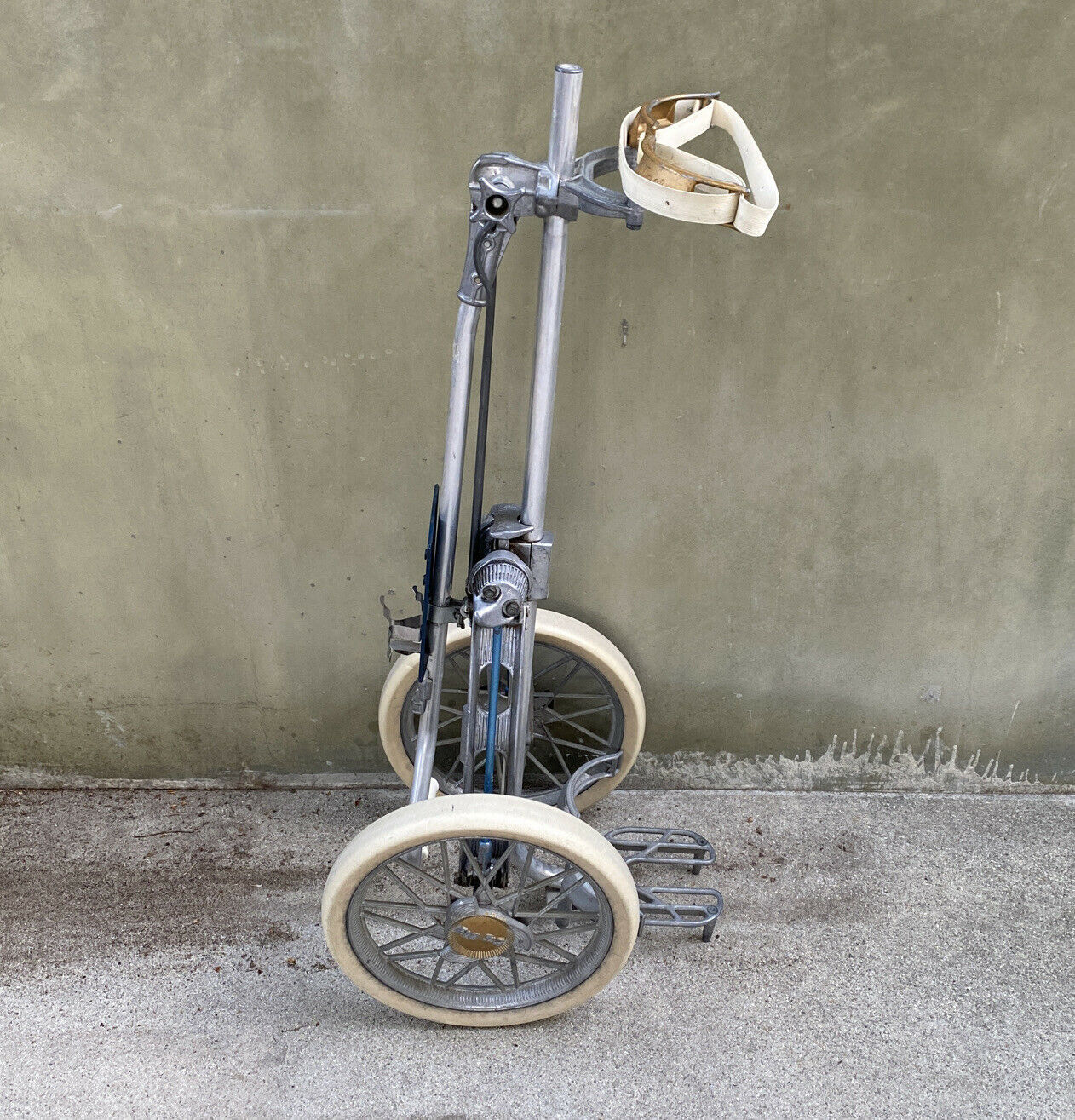 Vintage Browning Bag Boy Automatic Aluminum Golf Caddy MASTER Push Pull