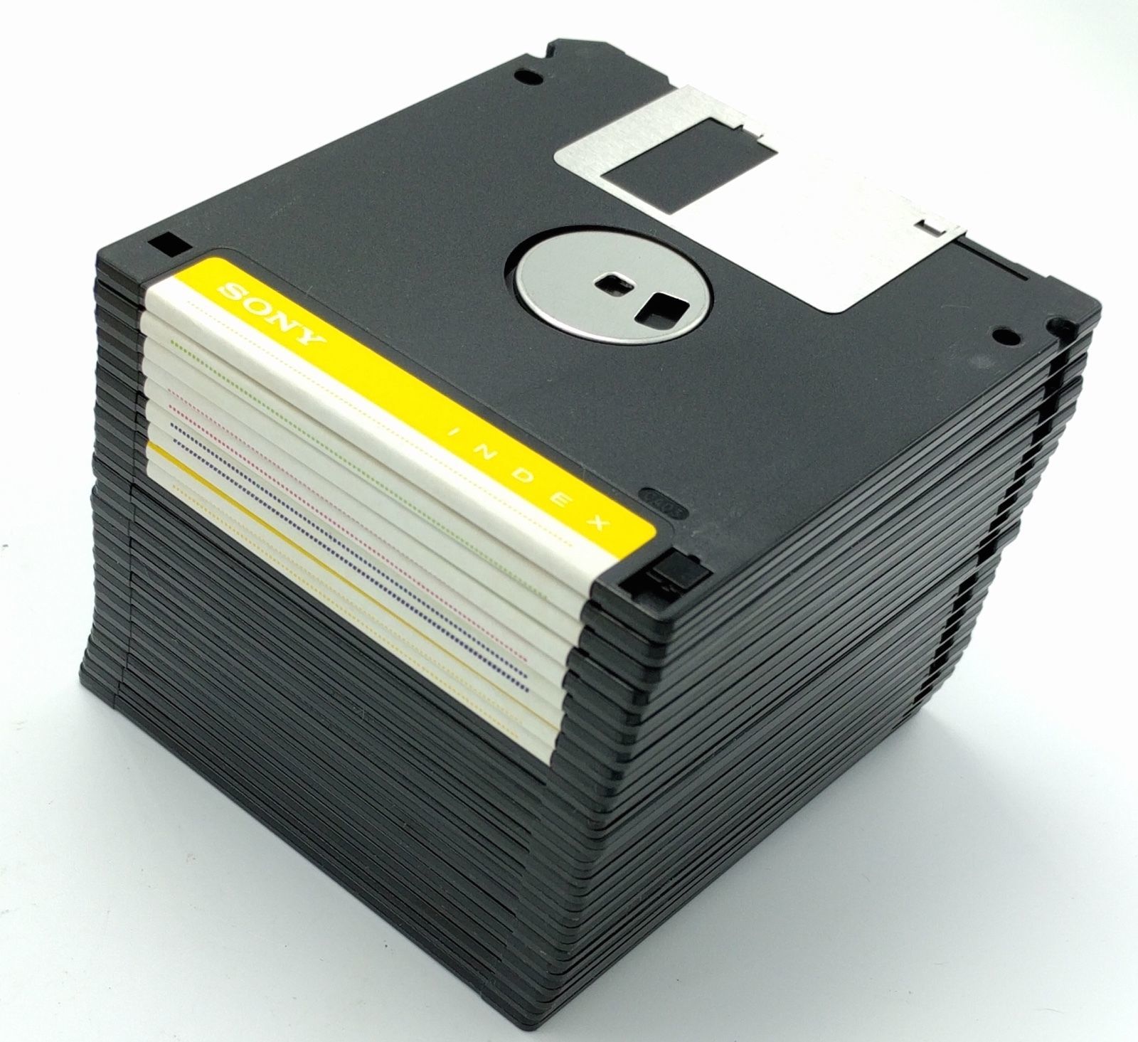 Накопители гибких. Флоппи 3.5. Floppy Disk 3.5. Флоппи-диск 1967. Флоппи дискета.