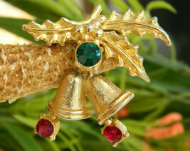 Vintage christmas holly bells rhinestone brooch pin winter holiday thumb200