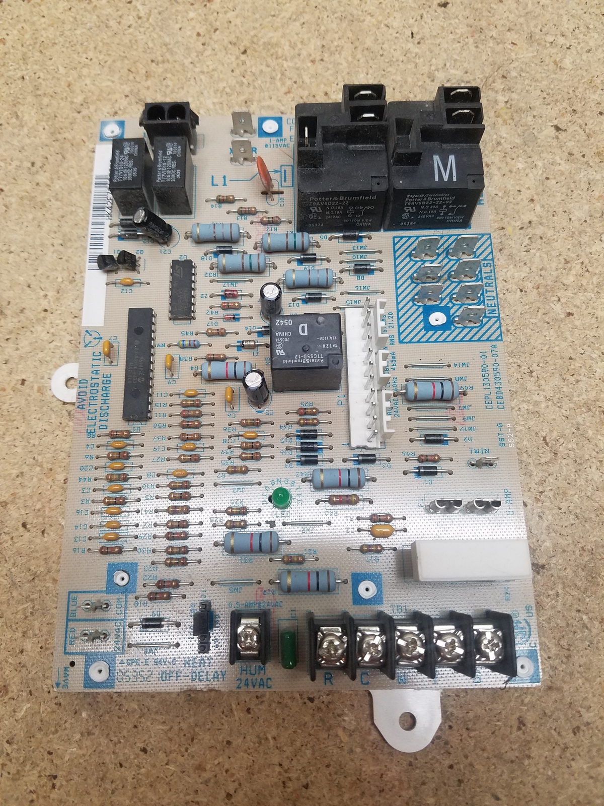 Carrier Bryant Payne furnace control circuit board HK42FZ018 Home