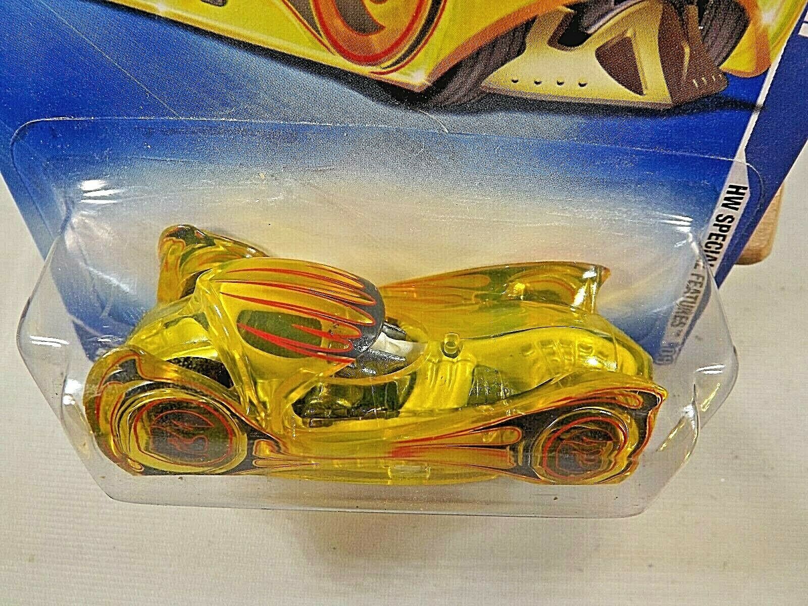 2009 Hot Wheels #091 Special Features 5/10 CLOAK And DAGGER Yellow ...