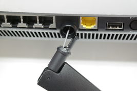 Netgear AC1900 1300 Mbps 4-Port Gigabit Wireless AC Router (R7000) READ image 7