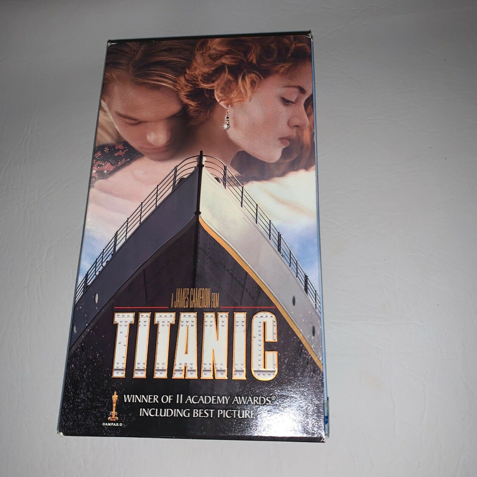 Titanic VHS 2 Tapes Box Set 1998 Leonardo DiCaprio Kate Winslet Best ...