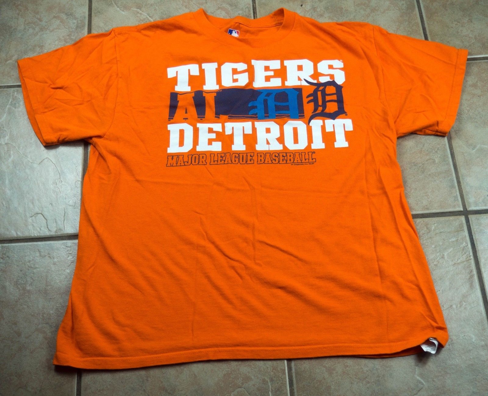 orange detroit tigers shirt