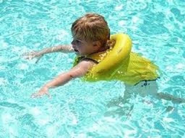 safest flotation device for toddlers