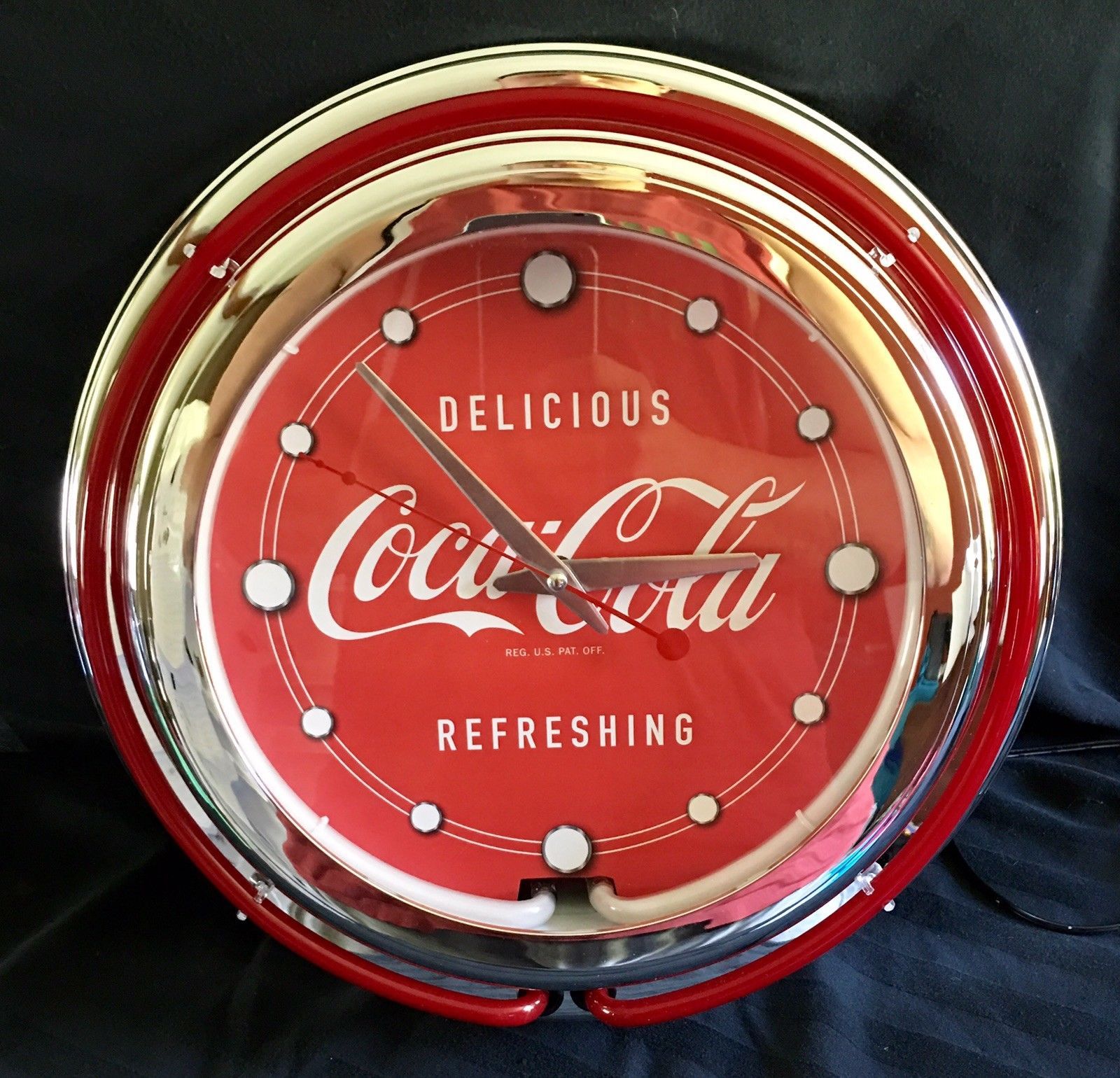 Vintage Style CocaCola Neon Lighted Advertising Clock Clocks & Radios
