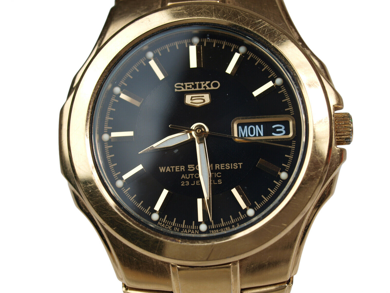 seiko 5 black and gold