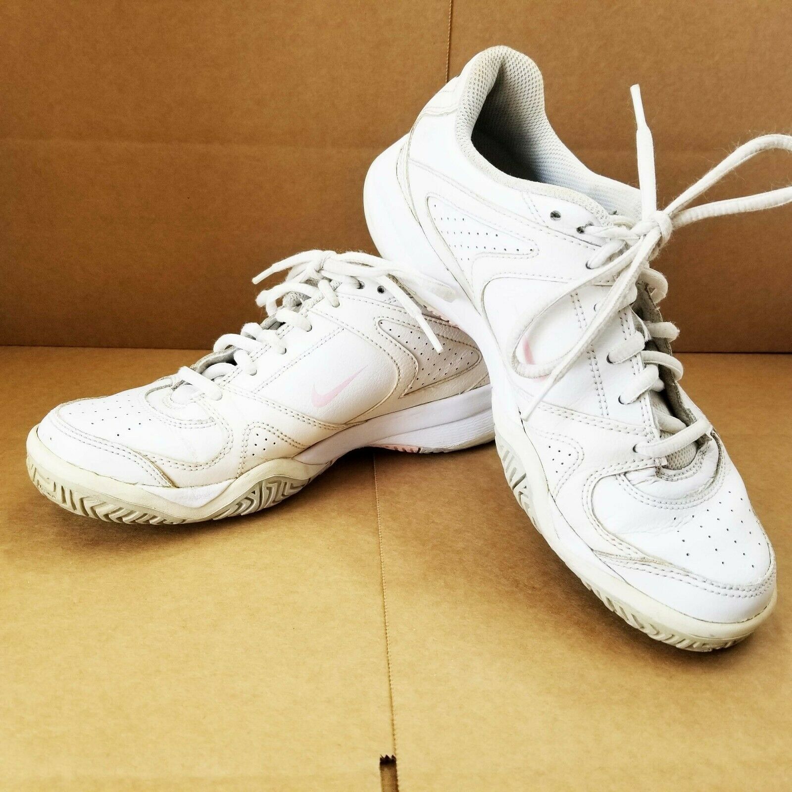 thom mcan earth shoes