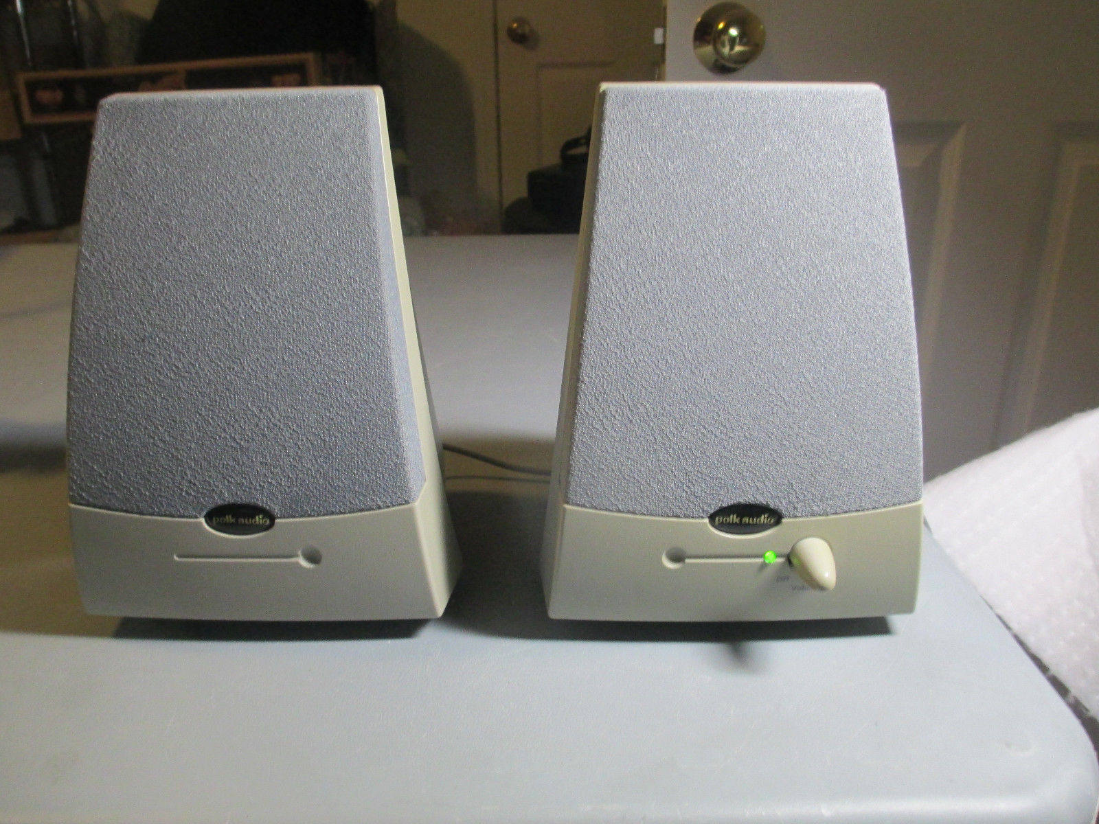 polk desktop speakers