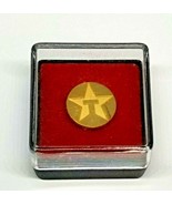 Texaco Five Point Star Letter T Logo Small Round Gold Tone Lapel Pin Tie... - $19.50