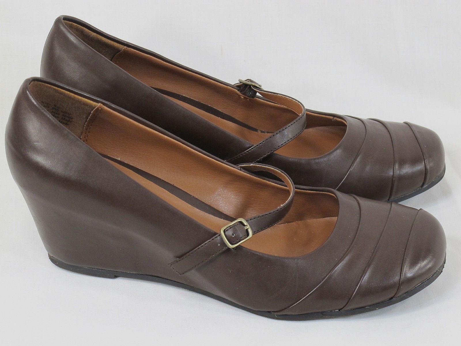 Kenneth Cole Reaction Brown Mary Jane 