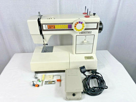 Vintage White Sewing Machine Deluxe Model 1505 &amp; Attachments - L@@K !!!!... - $54.45