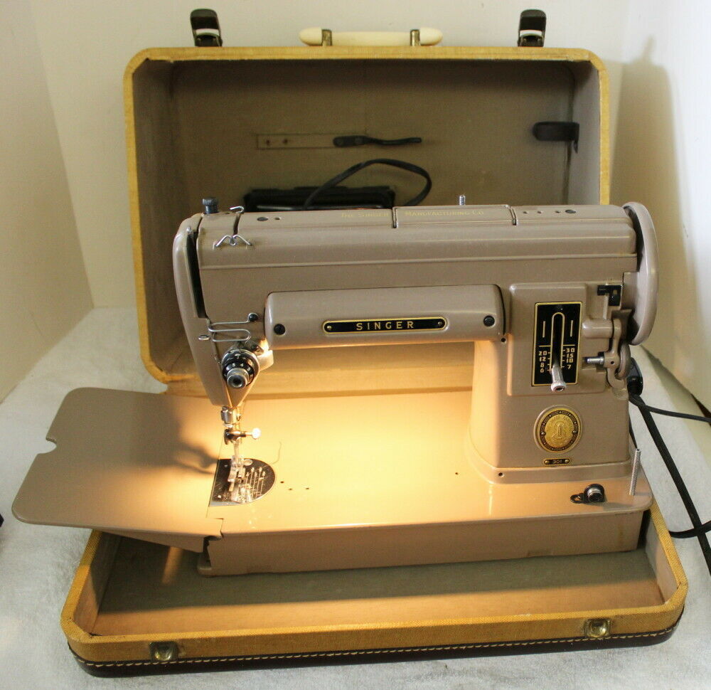 Singer 301 Portable Sewing Machine in Case + Pedal Runs Well