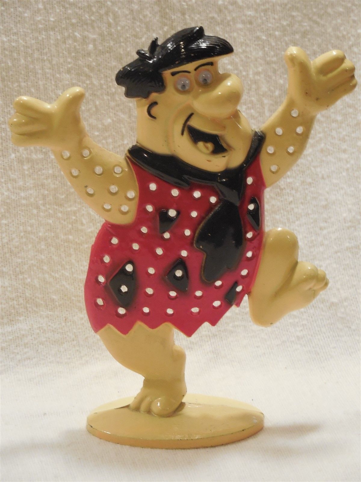 1993 /"Yabba-Dabba-Doo!/" Days Inn Flintstones 3/" Pinback Button