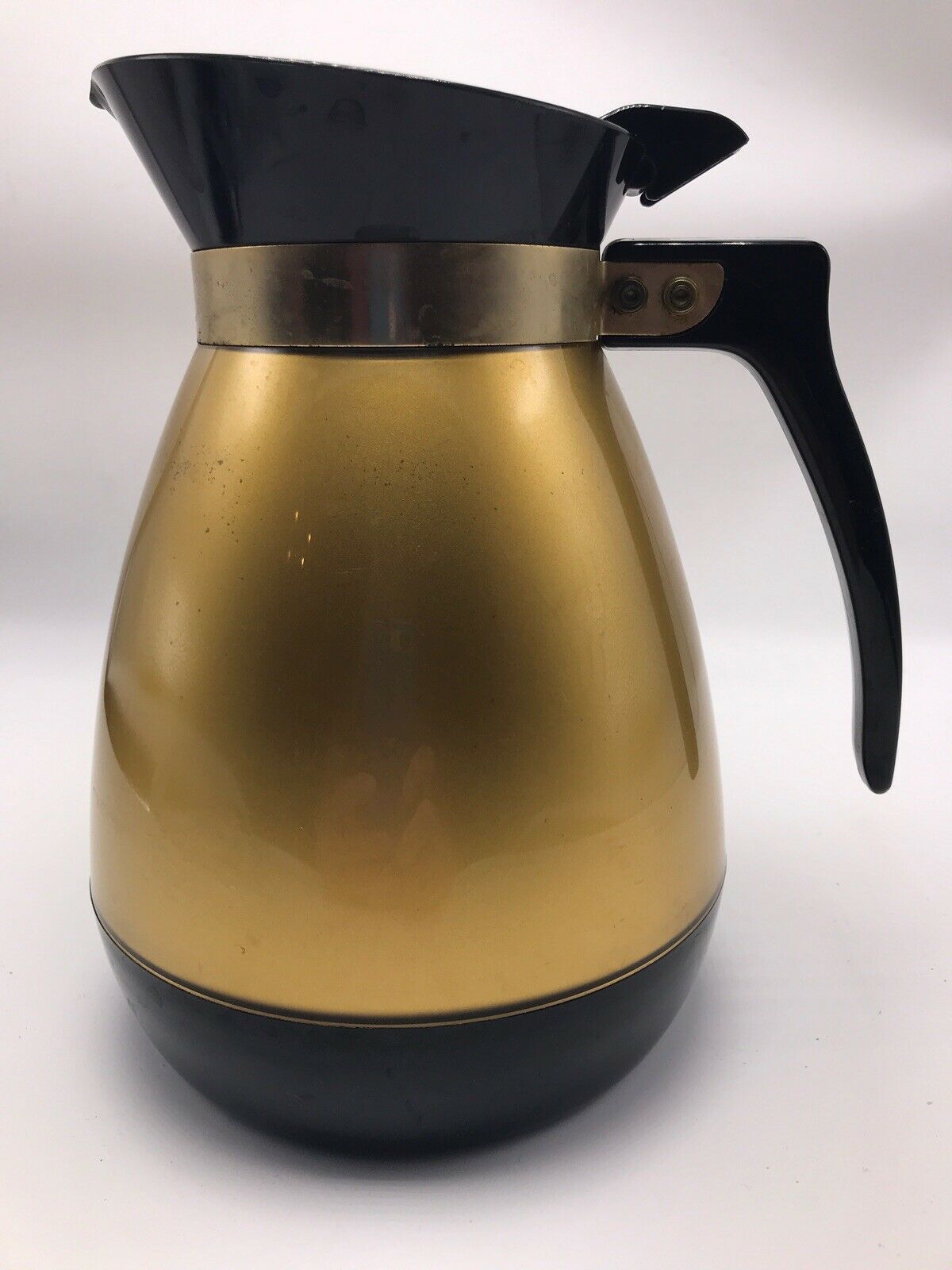 West Bend Thermo Serv Coffee Carafe insulated Gold Black USA 44 oz