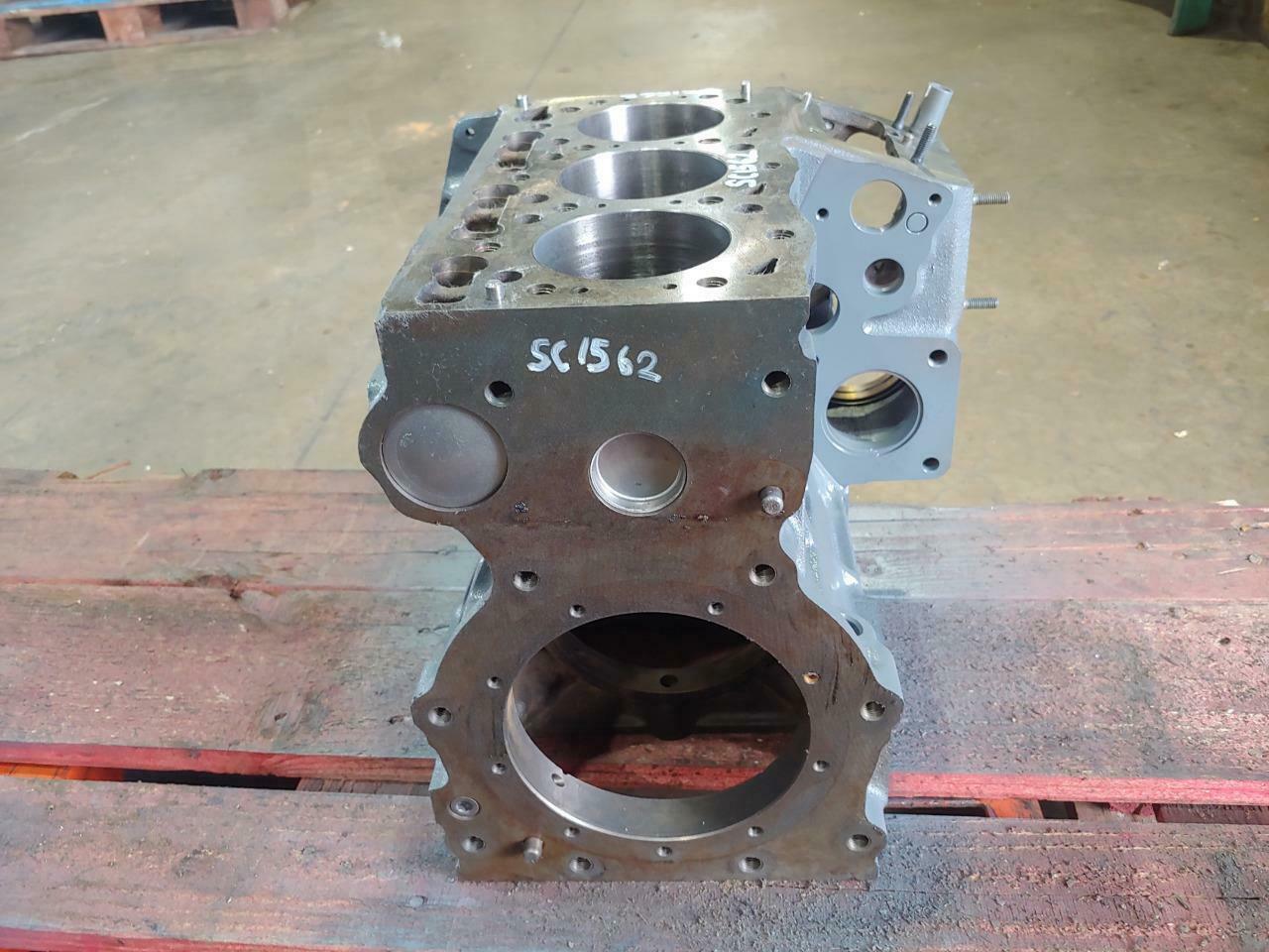 (Rebuilt) 2005 Kubota D905 3cyl NonTurbo Diesel Engine Cylinder Block