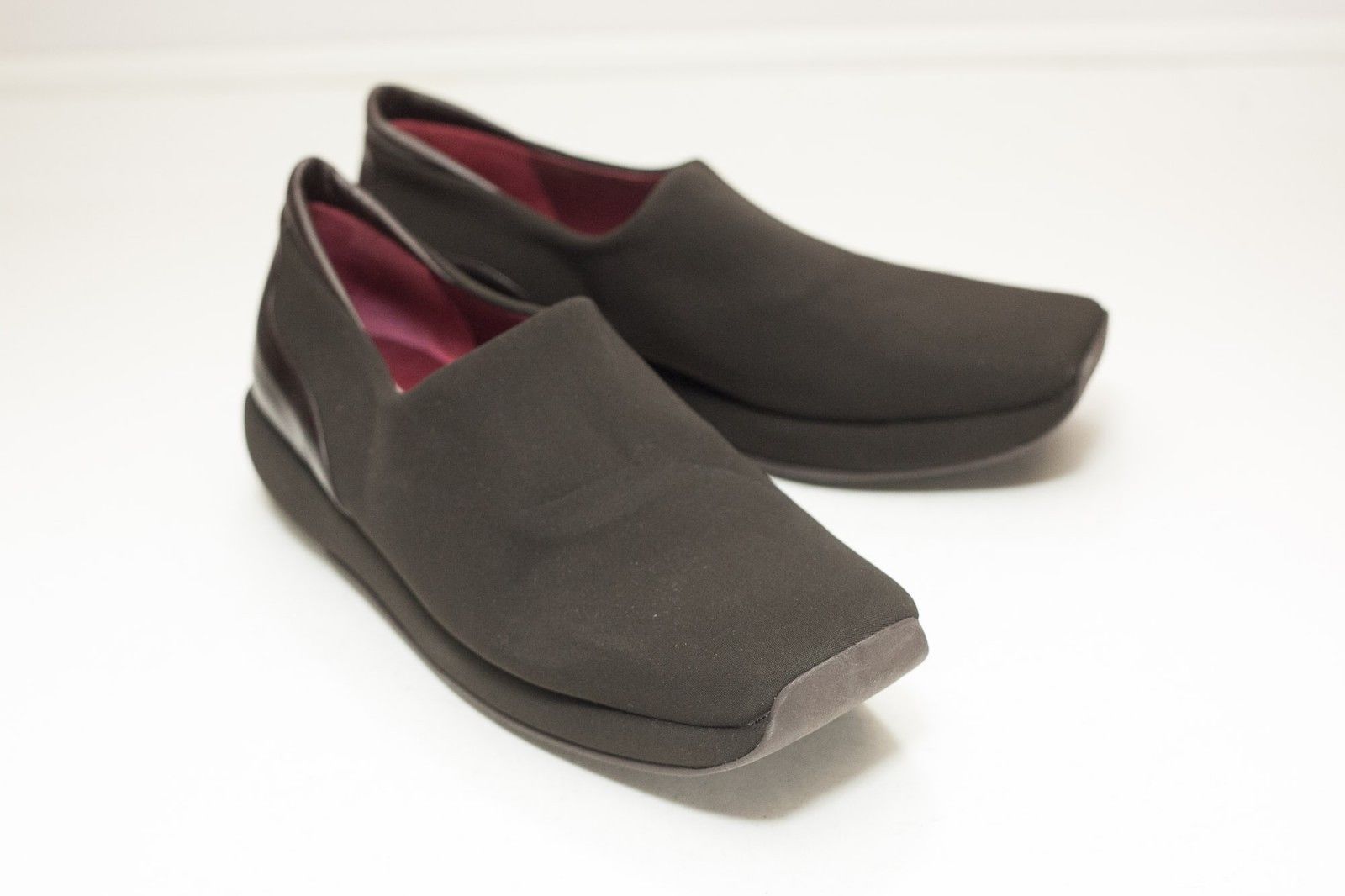 Donald J Pliner Size 6 Brown Slip On Shoes Women's - $56.00
