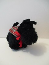 Applause 9&quot; Scottish Scottie Black Dog with checkered blanket red Tie - $7.00