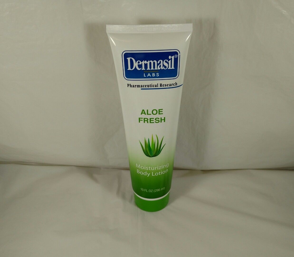 Dermasil Moisturizing Body Lotion Lot of 2 Cocoa Butter and Aloe Fresh
