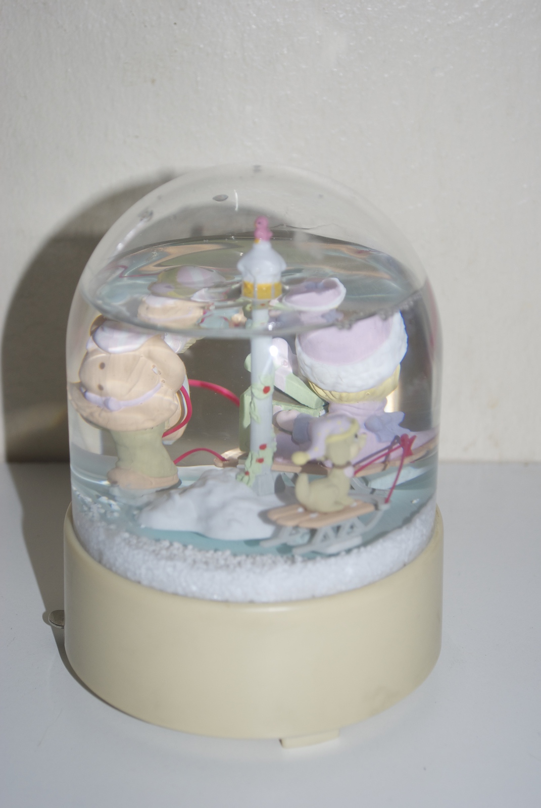 precious moments snow globes