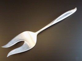 International Holmes Edwards WOODSONG Silverplate Cold Meat Serving Fork 1958 - $8.90