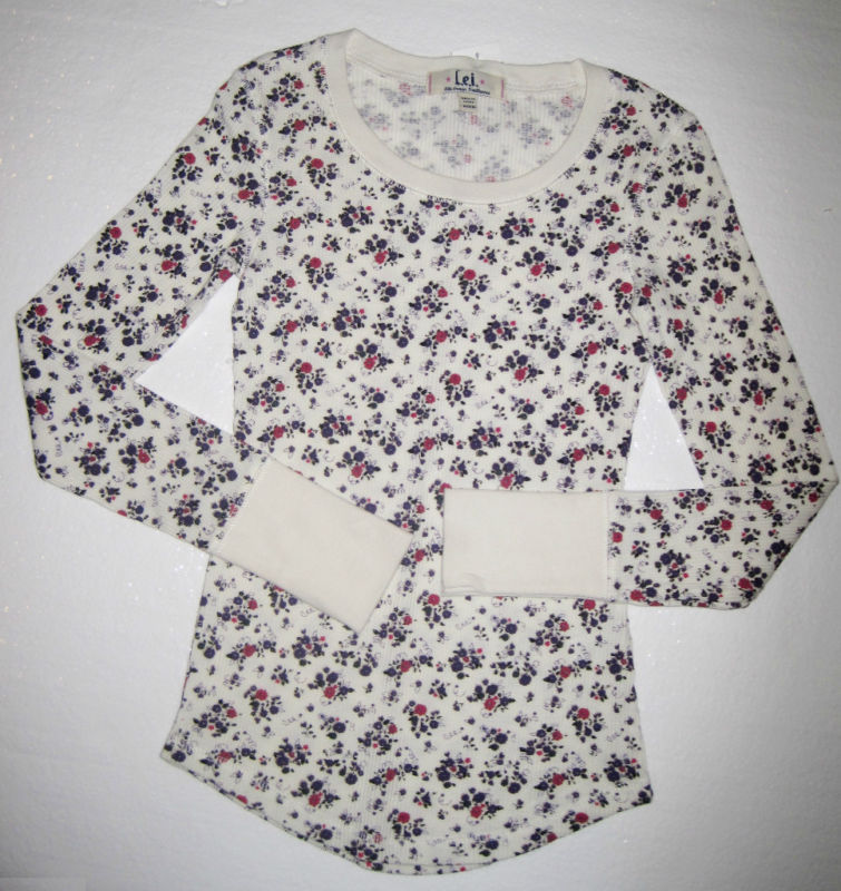 GIRLS 7/8 or 10/12 - Lei - Pullover Purple, Red and Cream Calico Print  KNIT TOP