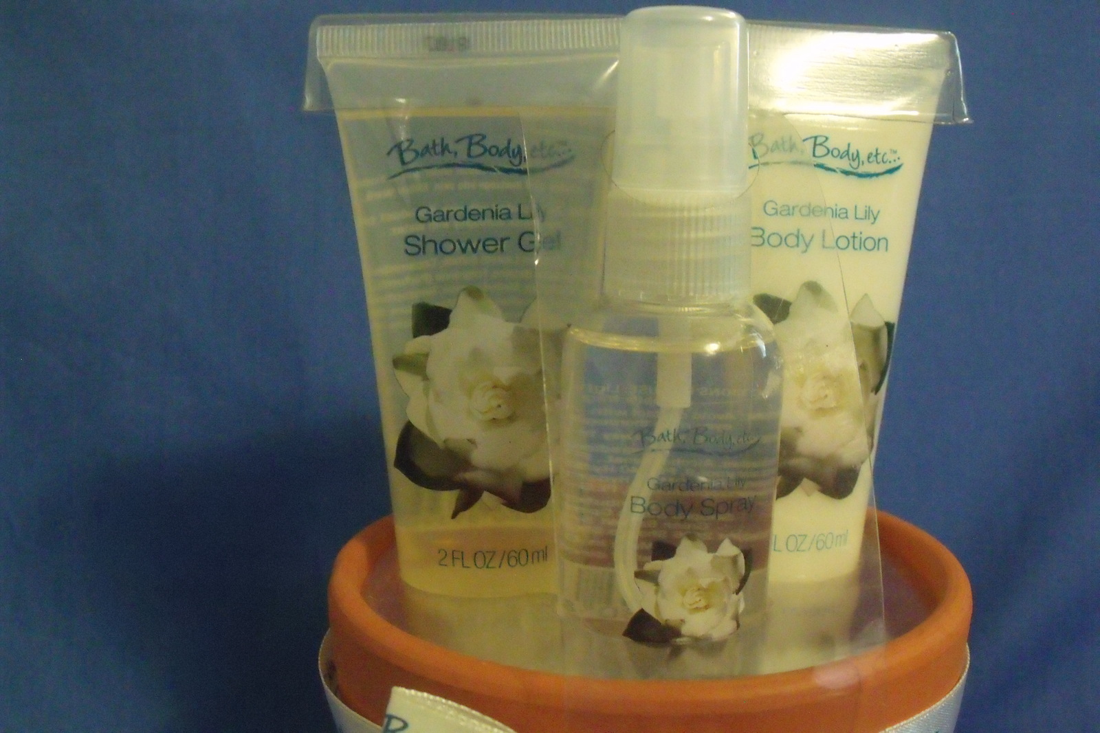 Bath Body etc New Gardenia Lily Gift Set Shower Gel Body Lotion Spray