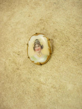 ANtique Portrait Queen with jewels Brooch hand painted cameo porcelain with gold - $225.00