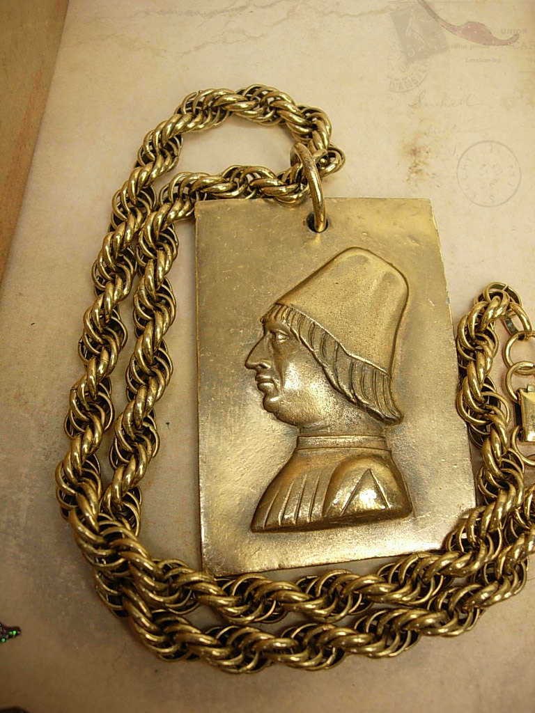 Baroque Chain Necklace