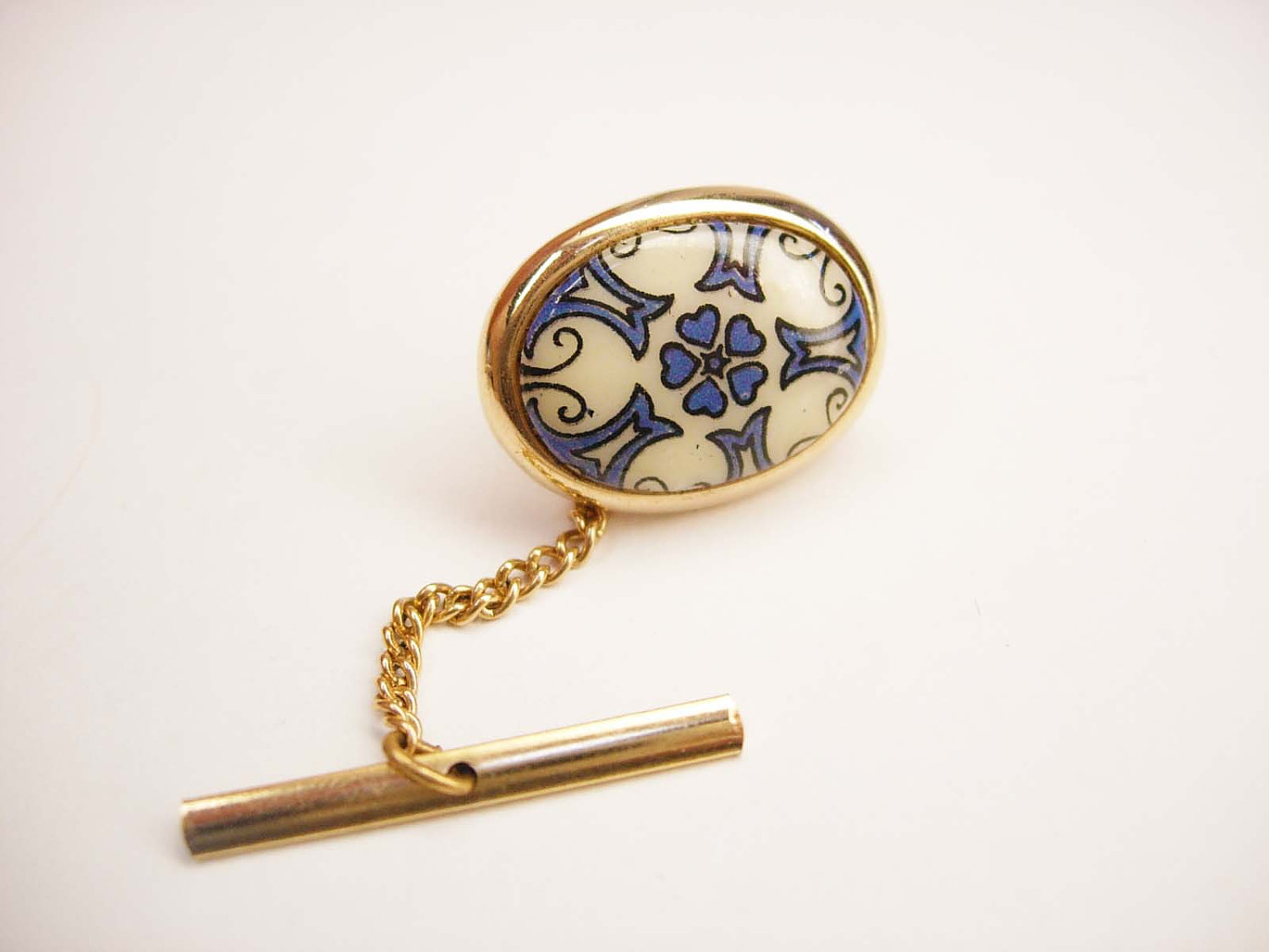 Vintage Victorian Tie Tack Gold Filled Large Clover Blue Enamel St