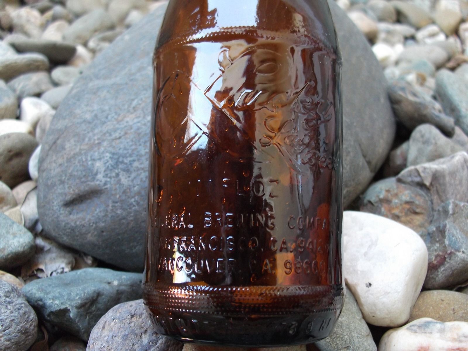 LUCKY LAGER BROWN BEER BOTTLE Bottles