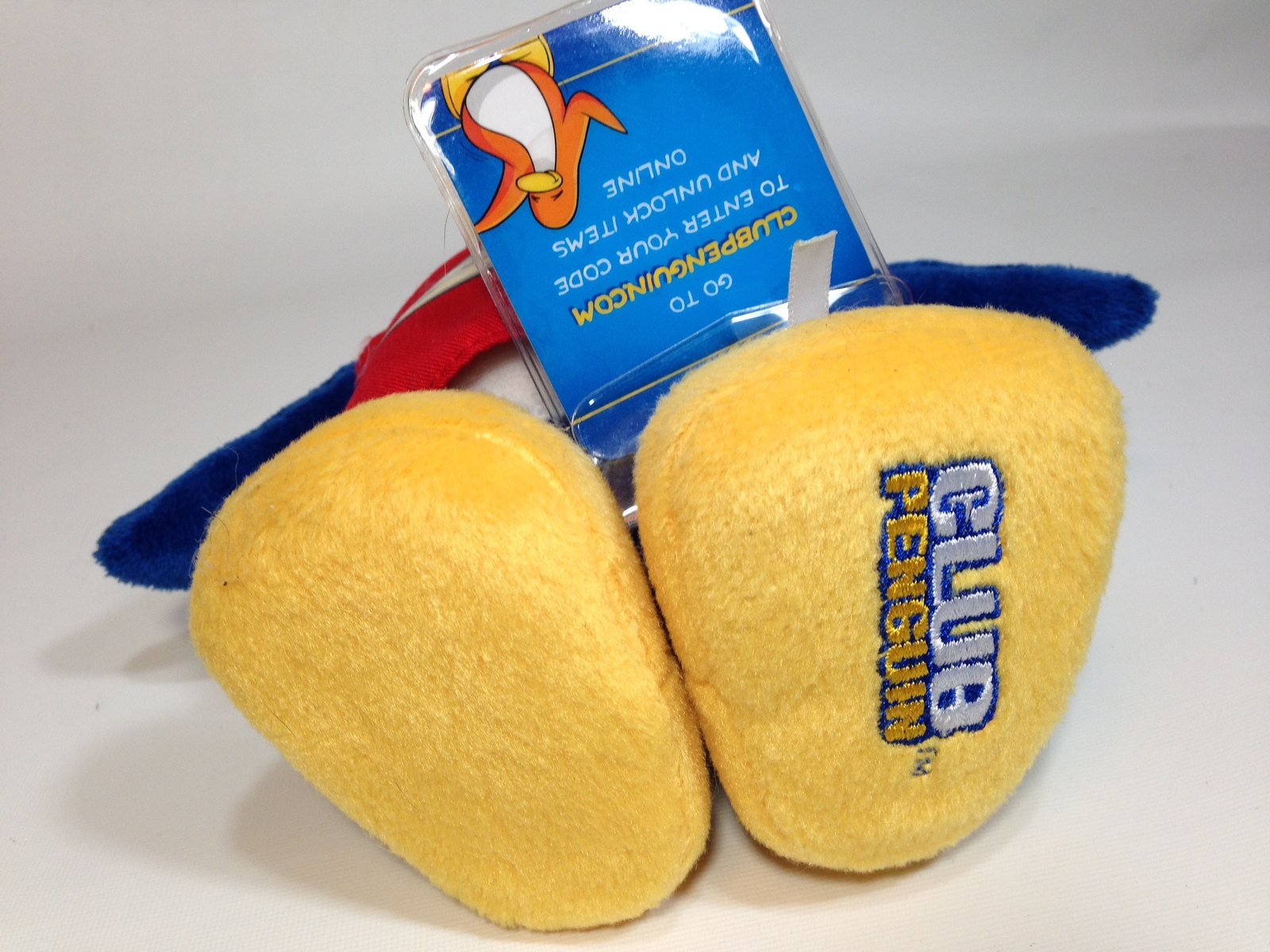 Club Penguin Pizza Chef Blue Stuffed Animal Penguin Plush Toy Token