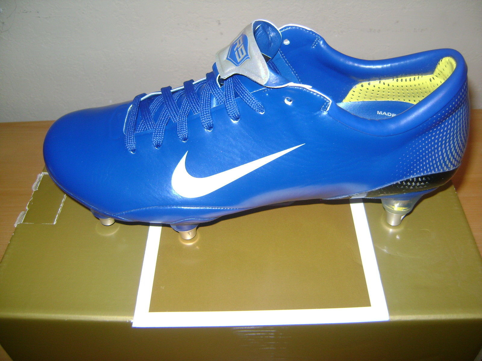 NIKE R9 RONALDO BRAZIL MERCURIAL VAPOR III SG SOCCER SHOES SIZE 6.5 US ...