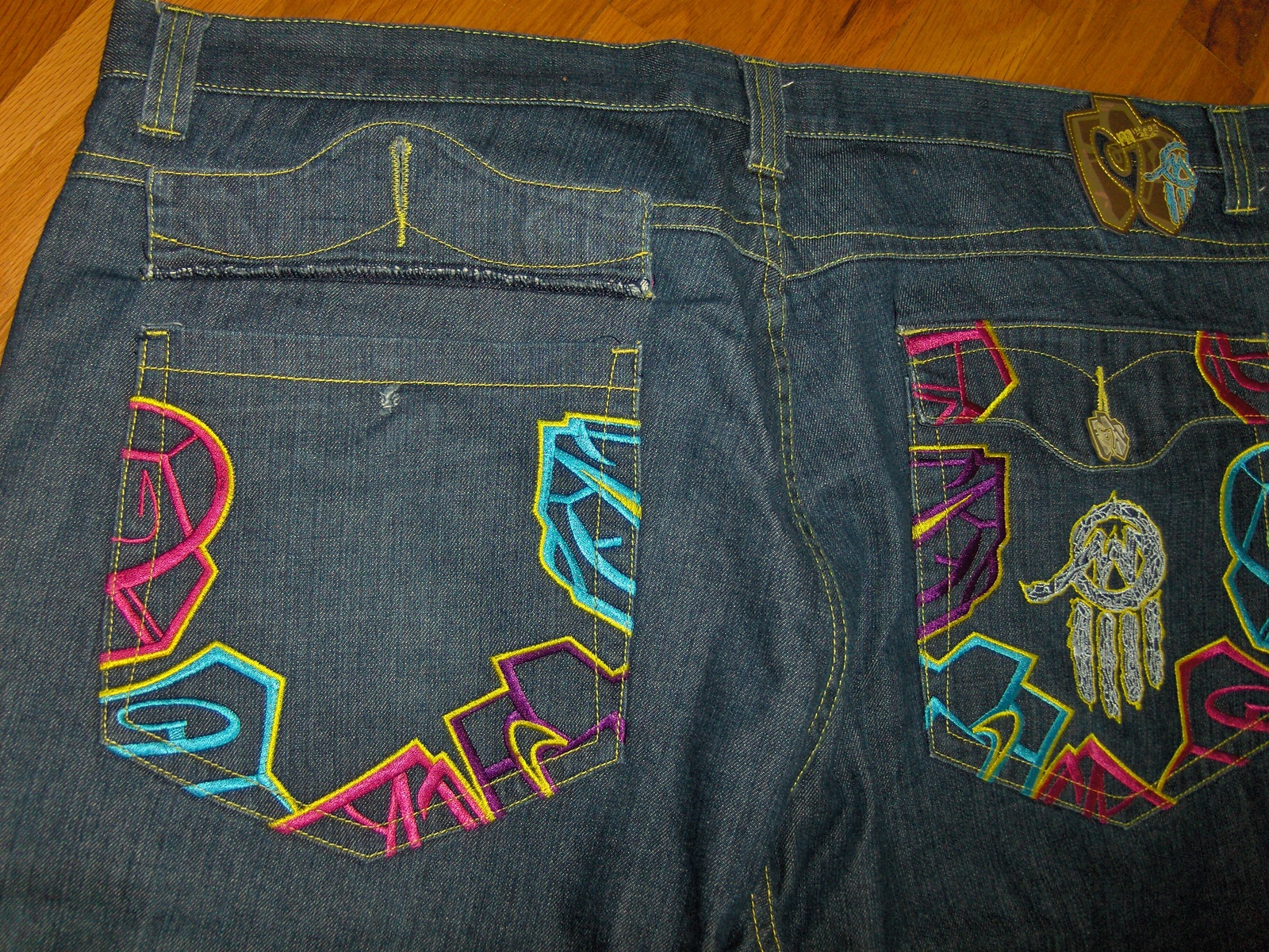 Miskeen Originals Jeans Shorts 44 Hip Hop Embroidered Europe Boarder ...