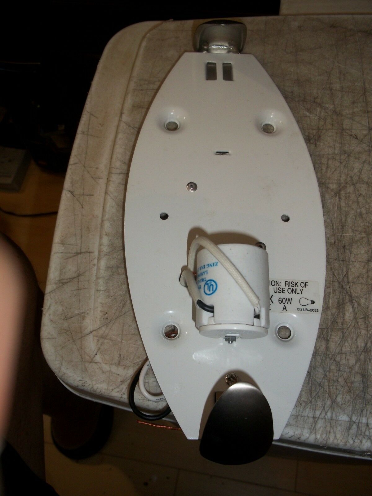 NEW INCANDESCENT LUMINAIRE E14042 6598 INDOOR CEILING LIGHTING FIXTURE