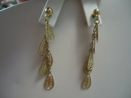 Vintage AVON Goldtone Dangle "Leaf" Style 2" Earrings, Excellent Used - $11.16
