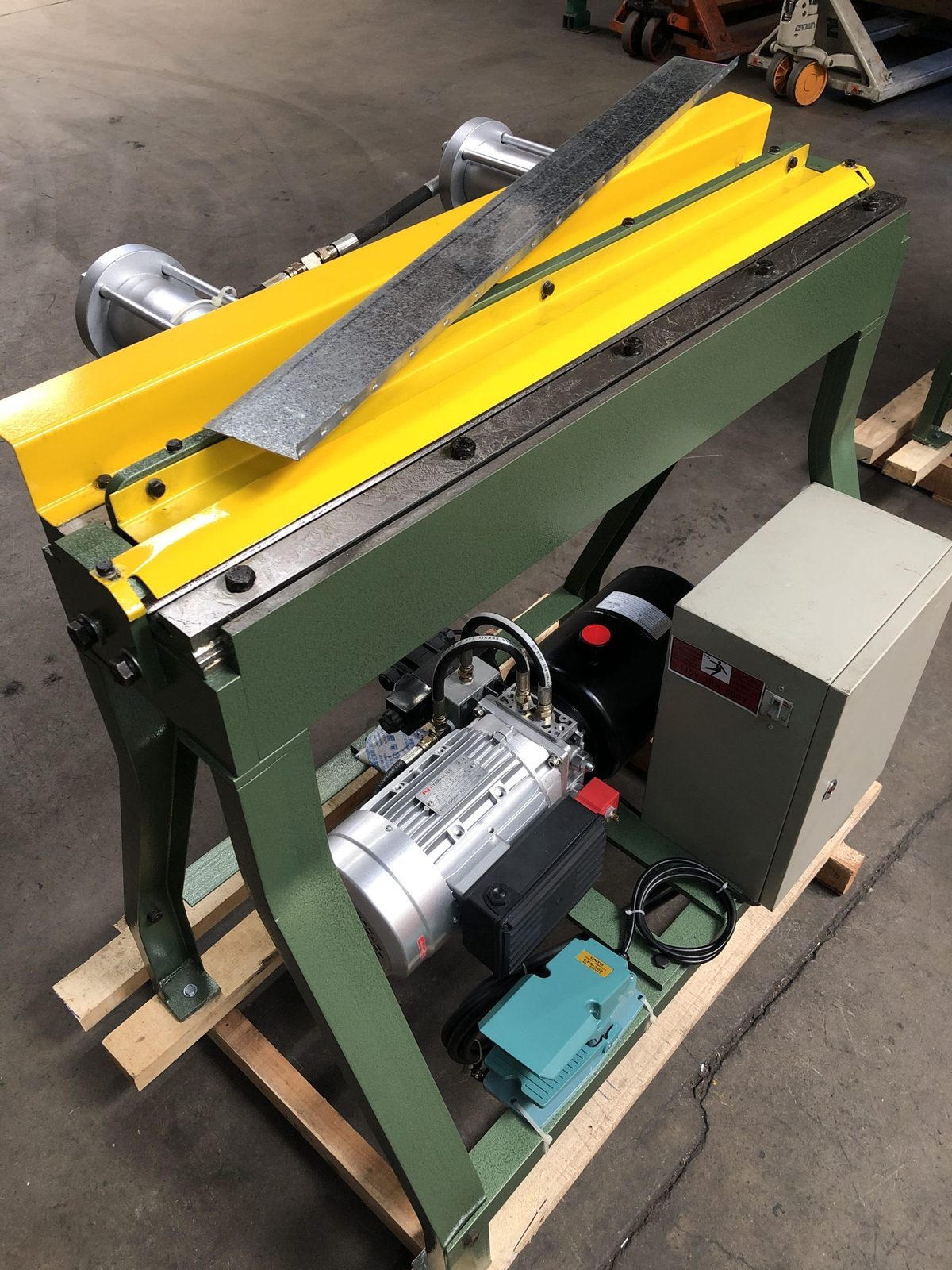 Demo 36″ TK Button Punch Cheek Bender Other Business & Industrial