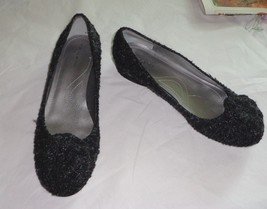 Euc   Tahari *Natalie* Black/Silver Tweed Over Leather Ballet Shoes   Size 7 M - $23.36